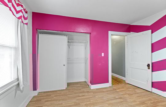 519 W Sterns Rd Int-16