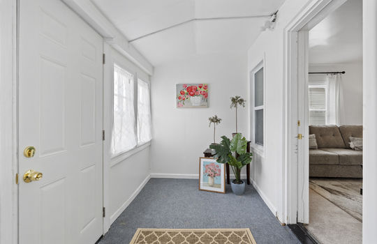 6590 S Huron River Dr Int-3