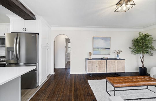 8951 Jackman Rd Int-13