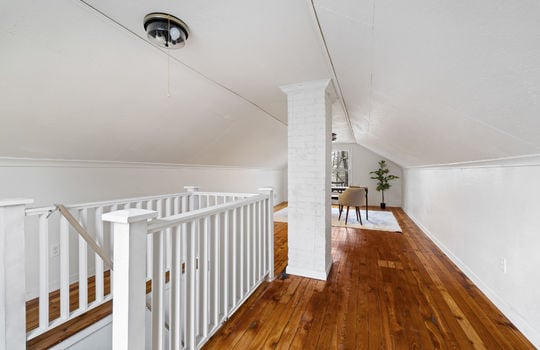 8951 Jackman Rd Int-22