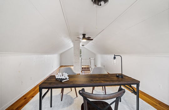 8951 Jackman Rd Int-24