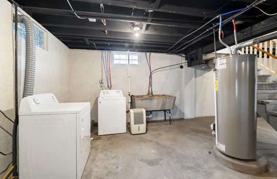 8951 Jackman Rd Int-27