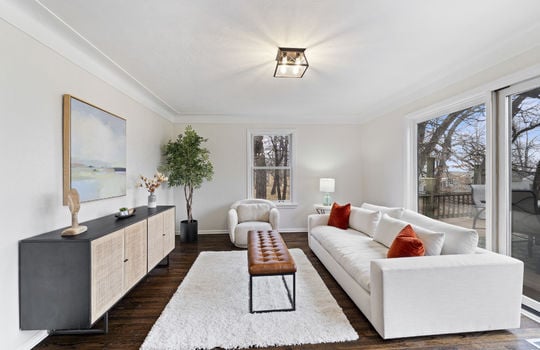 8951 Jackman Rd Int-8