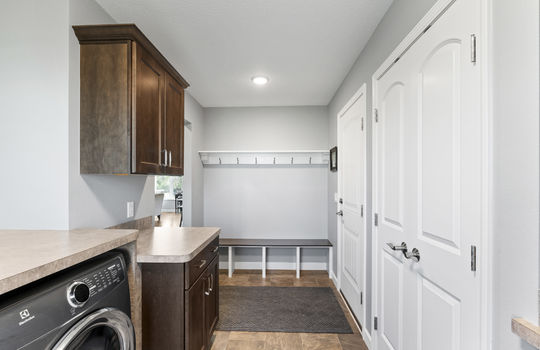10260 Jackman Rd Int-17