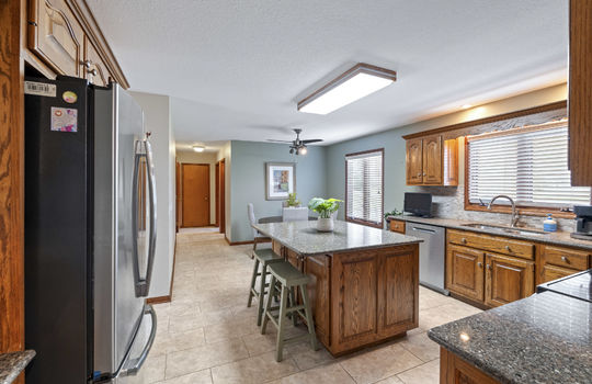 11662 Wells Rd Int-17