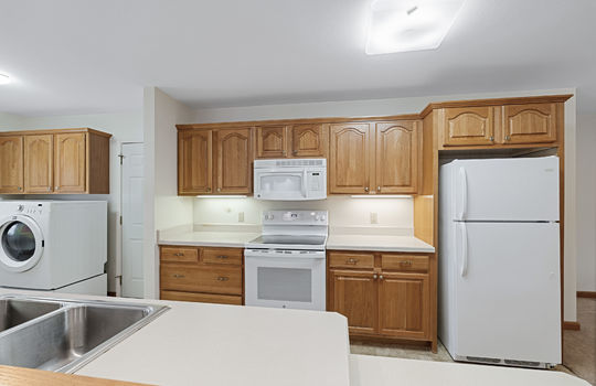 1706 Daniel Dr Int-10