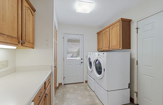1706 Daniel Dr Int-11