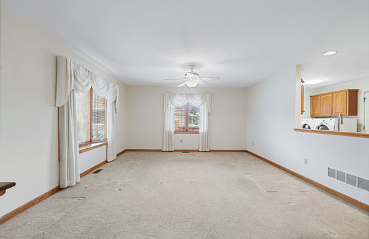 1706 Daniel Dr Int-3