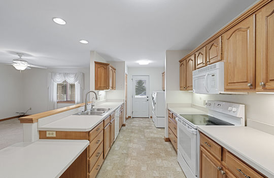 1706 Daniel Dr Int-8