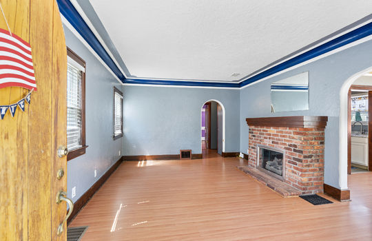 3711 Sherbrooke Int-1
