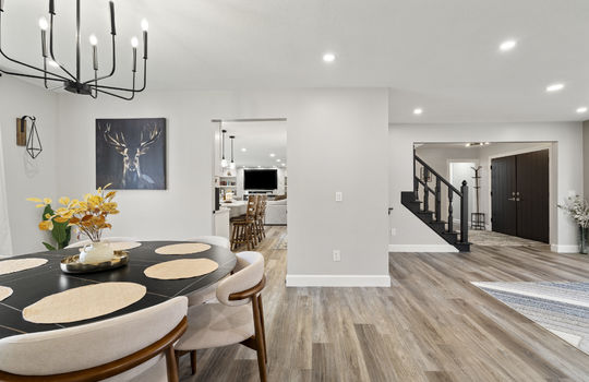 5246 Fredelia Dr Int-10