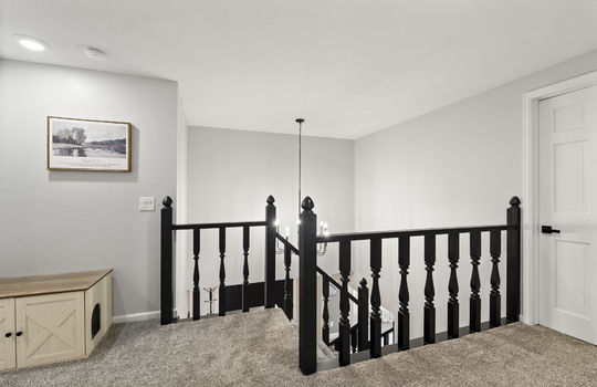 5246 Fredelia Dr Int-31