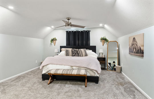 5246 Fredelia Dr Int-34