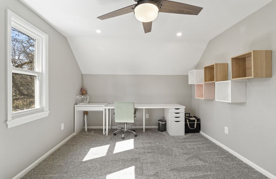 5246 Fredelia Dr Int-55