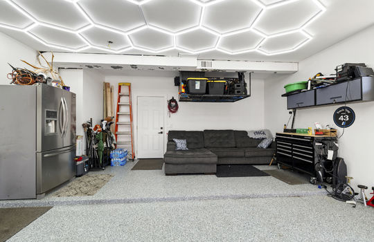 5246 Fredelia Dr Int-61