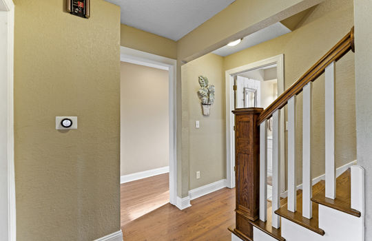 9505 Secor Rd Int-16