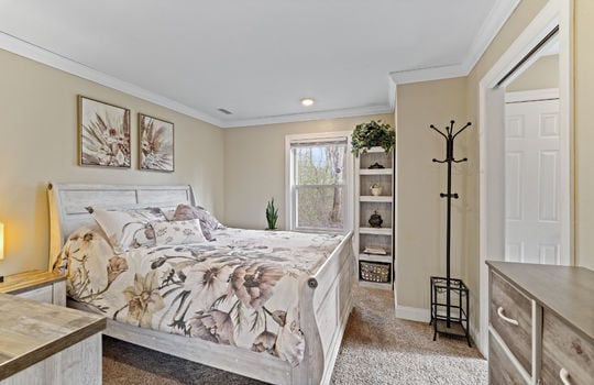 9505 Secor Rd Int-21