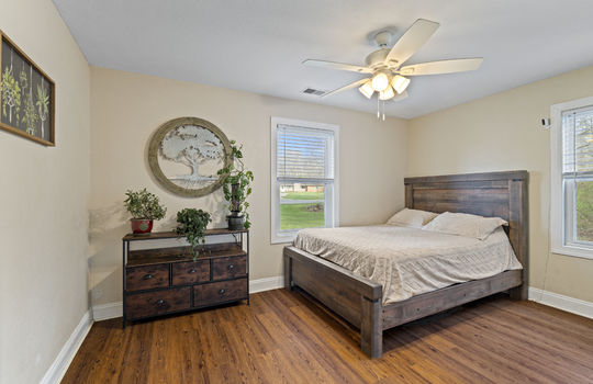 9505 Secor Rd Int-30