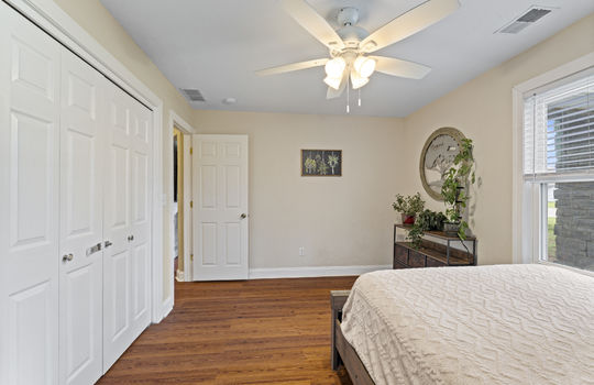 9505 Secor Rd Int-32