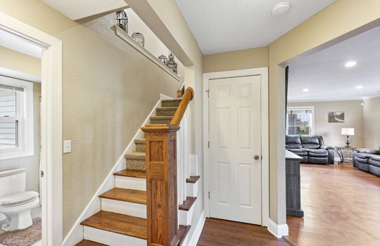 9505 Secor Rd Int-33