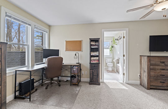 9505 Secor Rd Int-40