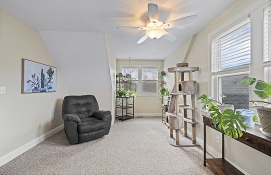 9505 Secor Rd Int-46