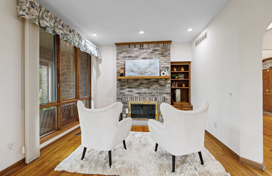 1573 W Erie Rd Int-19