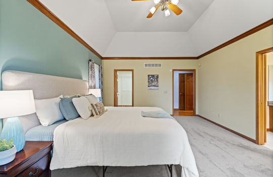 1573 W Erie Rd Int-38