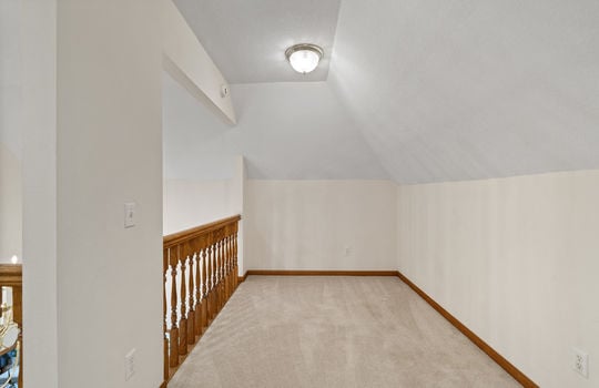1573 W Erie Rd Int-47