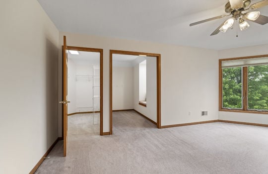1573 W Erie Rd Int-59