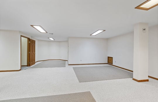 1573 W Erie Rd Int-66