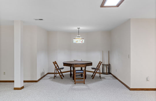 1573 W Erie Rd Int-76