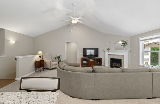 8046 Timber Wood Ln Int-15