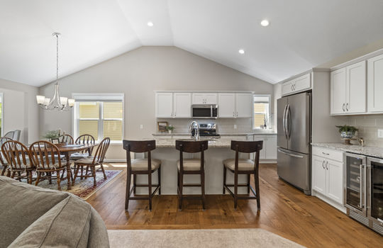 8046 Timber Wood Ln Int-19