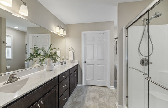 8046 Timber Wood Ln Int-30