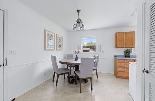 833 Cherry Ln Int-10