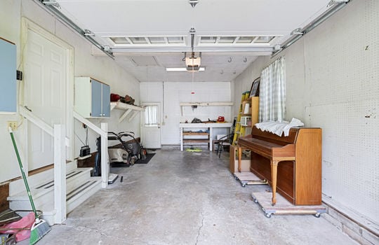 833 Cherry Ln Int-21