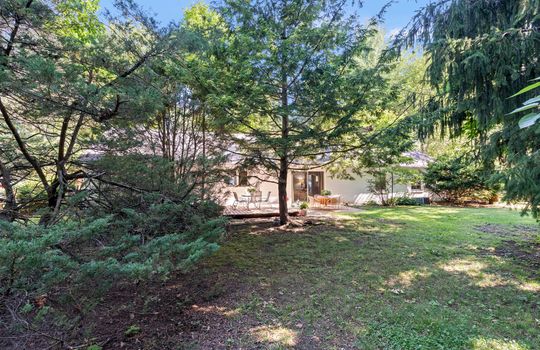 1417 Longfellow Dr Ext-4