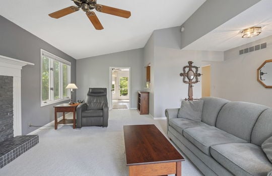 22-web-or-mls-10735 Secor Rd Int-6