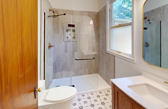 2401-Robinwood-Ave-Bathroom 1