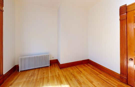 2401-Robinwood-Ave-Bedroom