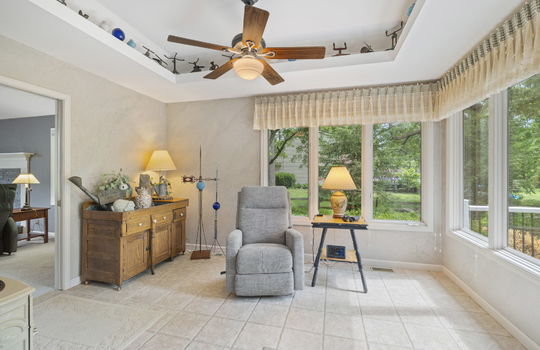 25-web-or-mls-10735 Secor Rd Int-9