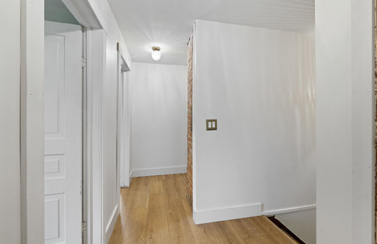 2808 Carleton-Rockwood Rd Int-20