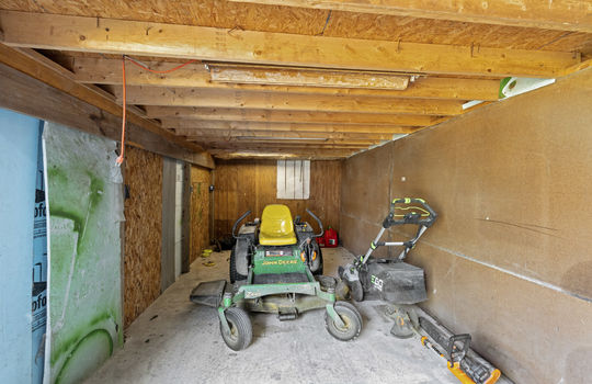 2808 Carleton-Rockwood Rd Int-40