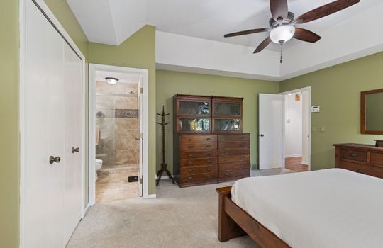 35-web-or-mls-10735 Secor Rd Int-19
