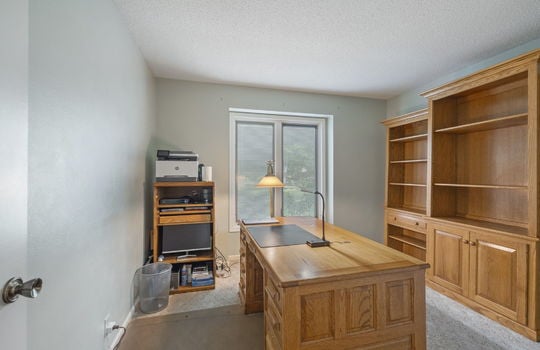 38-web-or-mls-10735 Secor Rd Int-22