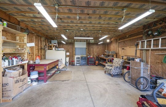 48-web-or-mls-10735 Secor Rd Int-32