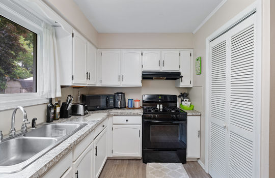 5130 Franciscan Blvd Int-8