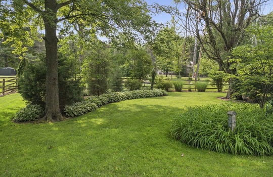 8-web-or-mls-10735 Secor Rd Ext-8