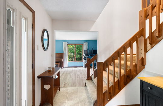 12-web-or-mls-3867 Timber Creek St Int-3